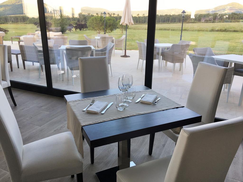 Tenuta Lamborghini Golf & Resort 帕尼卡莱 外观 照片