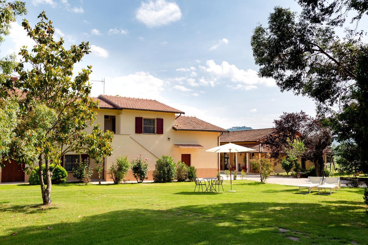 Tenuta Lamborghini Golf & Resort 帕尼卡莱 外观 照片